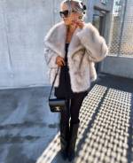 Taupė Luxurious Short Fur Coat