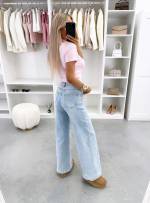 Gaiši Zils Mīksti Un Elastīgi Taisna Piegriezuma Džinsi