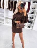 Melns Elastīga Pieguļoša Kleita Ar Platām Piedurknēm