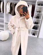 Tumši Violets Grezns Ziemas Mētelis Ar Kapuci