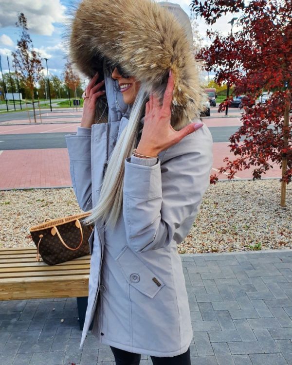 Серый Водонепроницаемая зимняя куртка с натуральным мехом