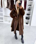 Tumši Violets Grezns Ziemas Mētelis Ar Kapuci