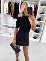 Melns Rotāta Svārki Ar Akmentiņiem