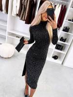 Melns Elastīga Auduma Kleita Ar Mirdzošiem Akmentiņiem Un šķēlumu