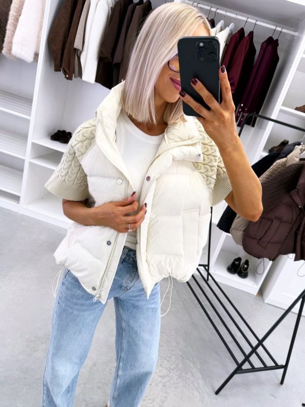 Light Beige Oversized Zip-up Vest
