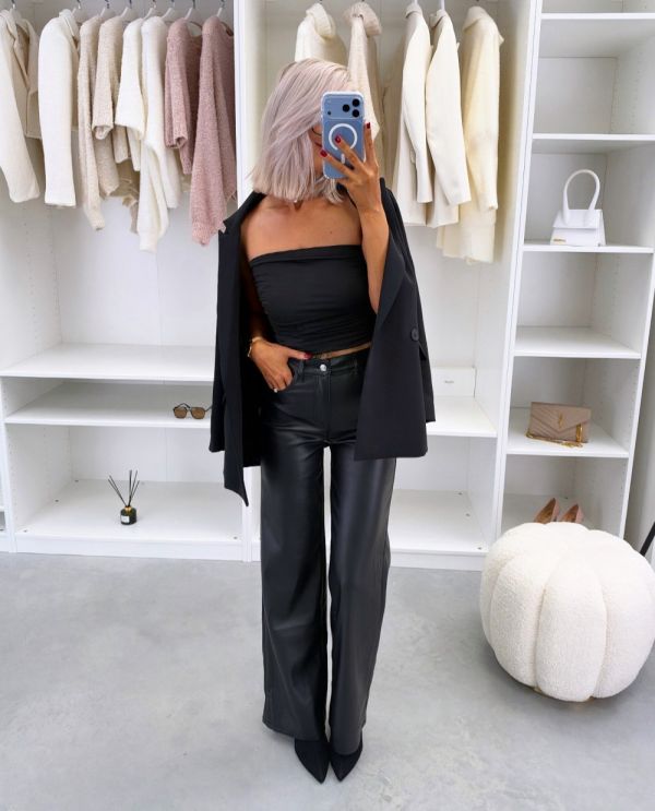 Black Soft And Comfortable Straight-leg Leather Trousers