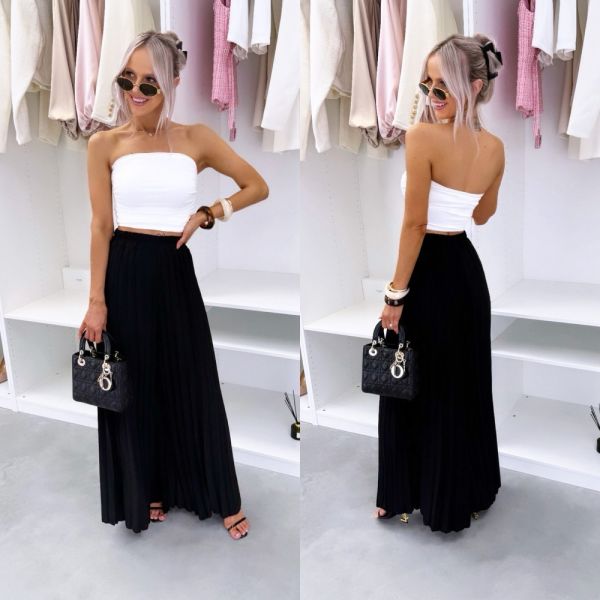 Black Pleated Trousers