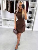 Черный Платье с приталенным силуэтом и расклешённой юбкой