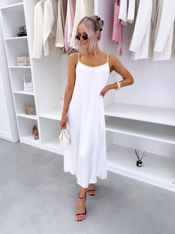 White Flowy Dress With Pockets