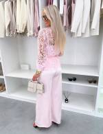 Светло-розовый 