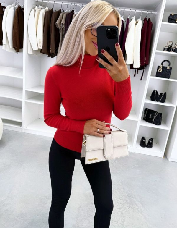 Красный Мягкий эластичный свитер с воротником-гольф