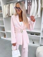 Valge Kuldse Detailiga Seotav Pintsak