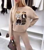 Бежевый Стильный и уютный свитер