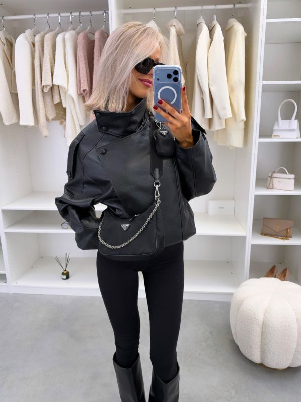 Black Oversized Zip-up Sweatshirt