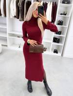 Черный Платье-свитер с высоким воротом и разрезом сбоку