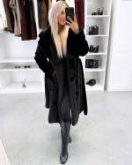 Brūns Grezns Ziemas Mētelis Ar Sasienamu Jostu Priekšpusē